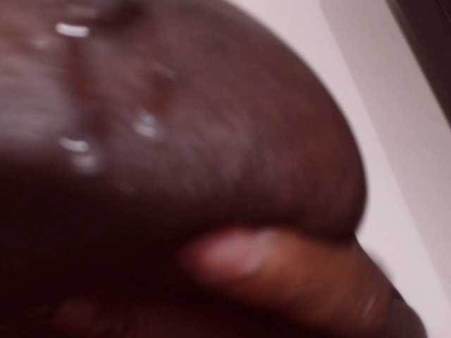 Fotografie BigBustyBlack open pussy 50 tits 35 doggy naked 80 squirt 150
